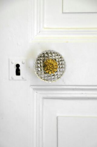 Havenside Door Hardware Replacement project example 2 in a living room
