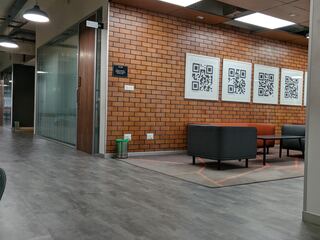 Finish and Texture option for Linoleum Flooring Installation