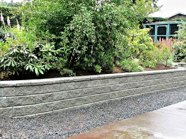 Retaining Wall Installation and Repair