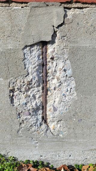Havenside Retaining Wall Installation and Repair project example 3 in an exterior and curb